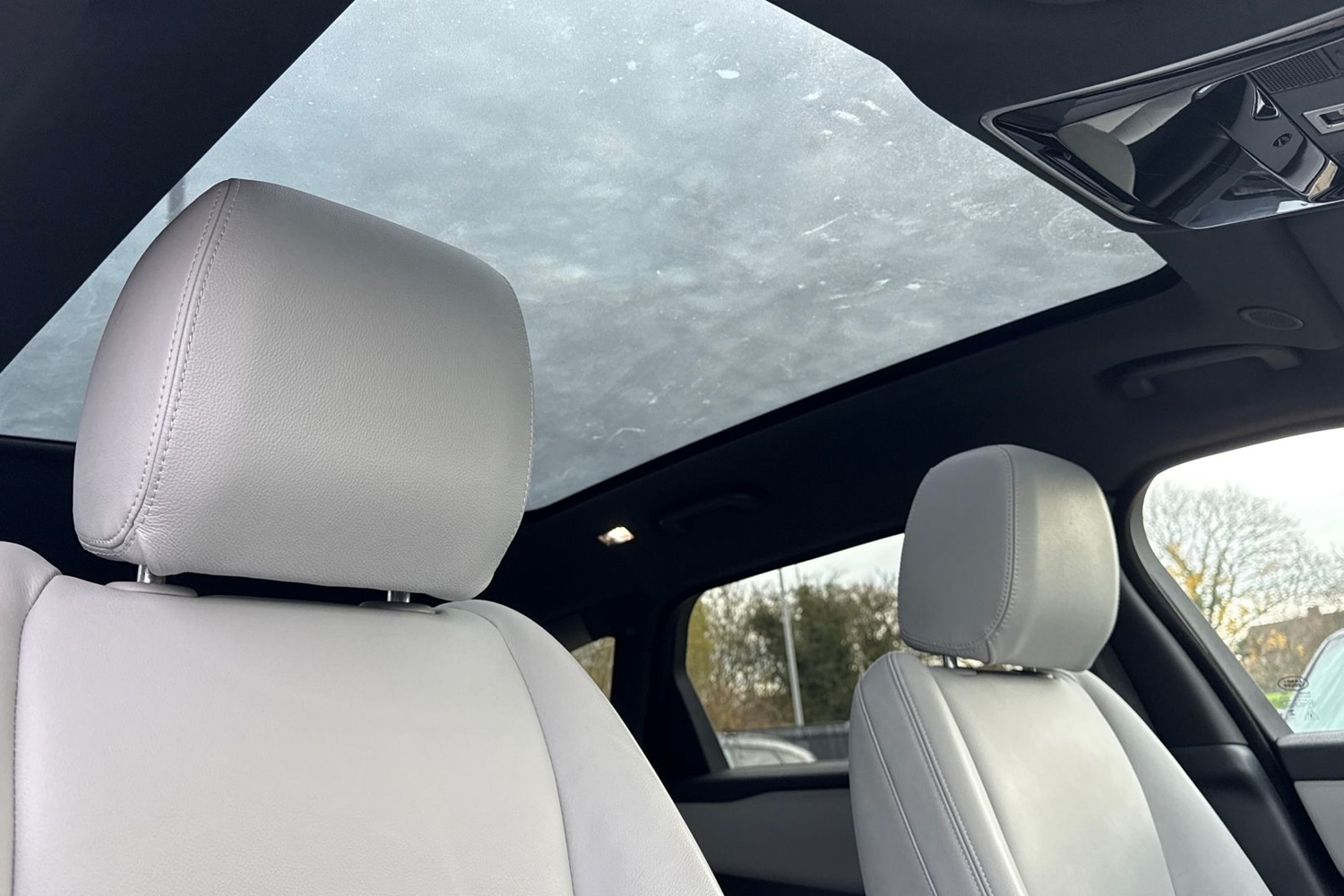 Used Land Rover Range Rover Velar 2023 for sale - 76836354: Photo 22