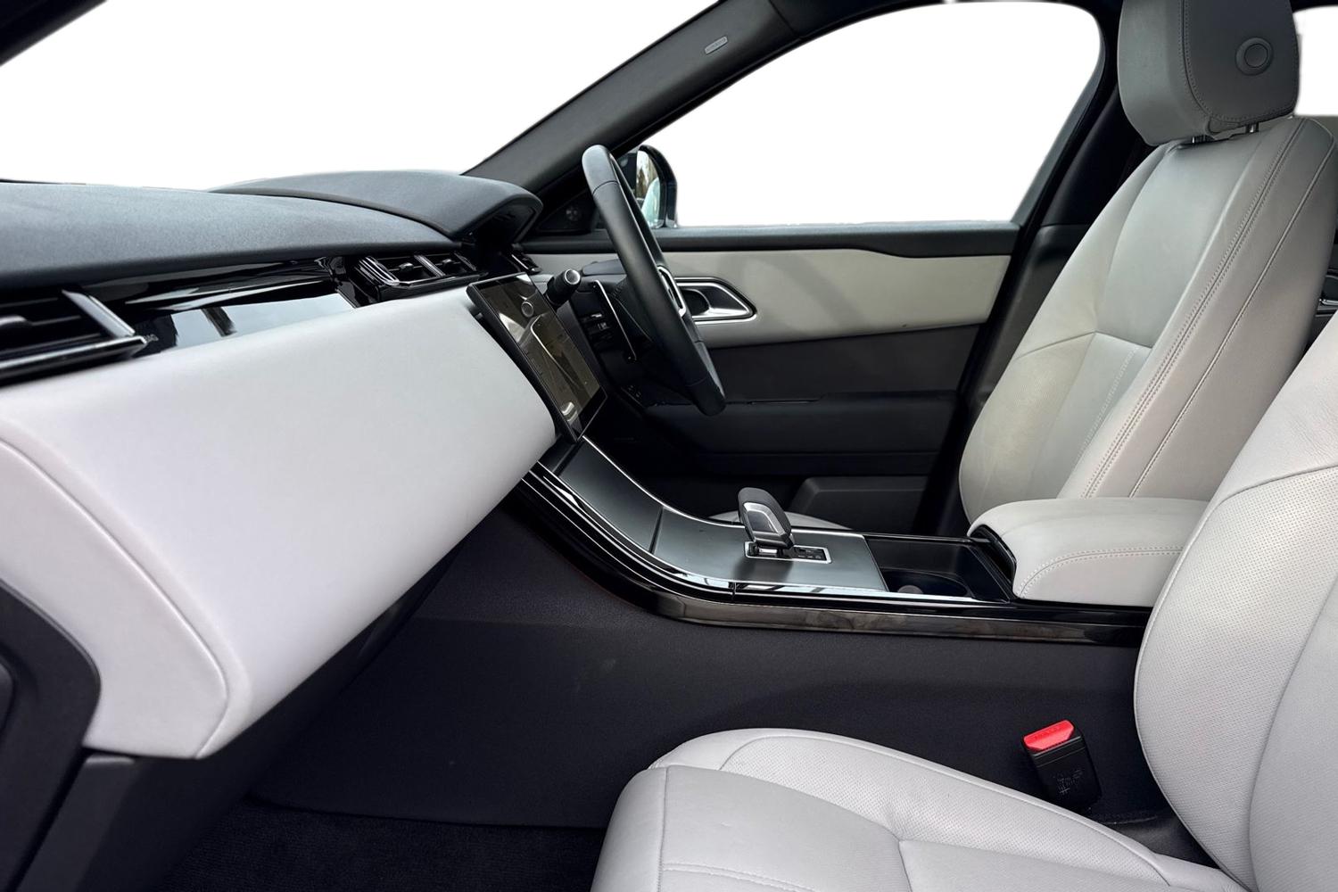 Used Land Rover Range Rover Velar 2023 for sale - 76836354: Photo 3