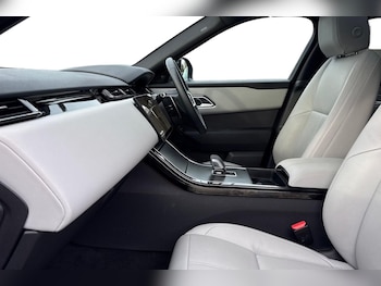 Used Land Rover Range Rover Velar 2023 for sale - 76836354: Photo