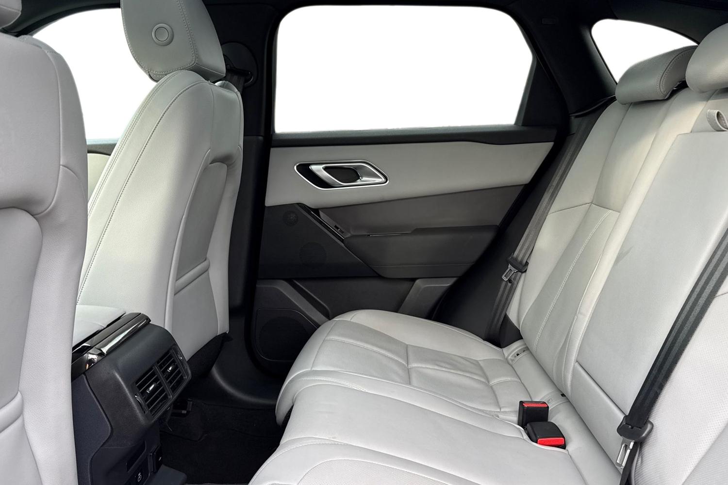 Used Land Rover Range Rover Velar 2023 for sale - 76836354: Photo 4