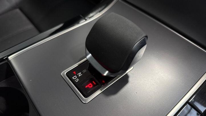 Used Land Rover Range Rover Velar 2024 for sale - 77226564: Photo 14