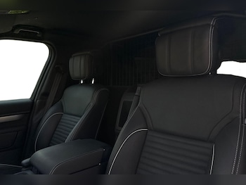 Used Land Rover Discovery 2022 for sale - 79257960: Photo