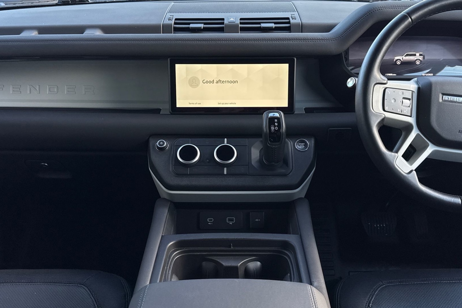 Used Land Rover Defender 2023 for sale - 76902634: Photo 15