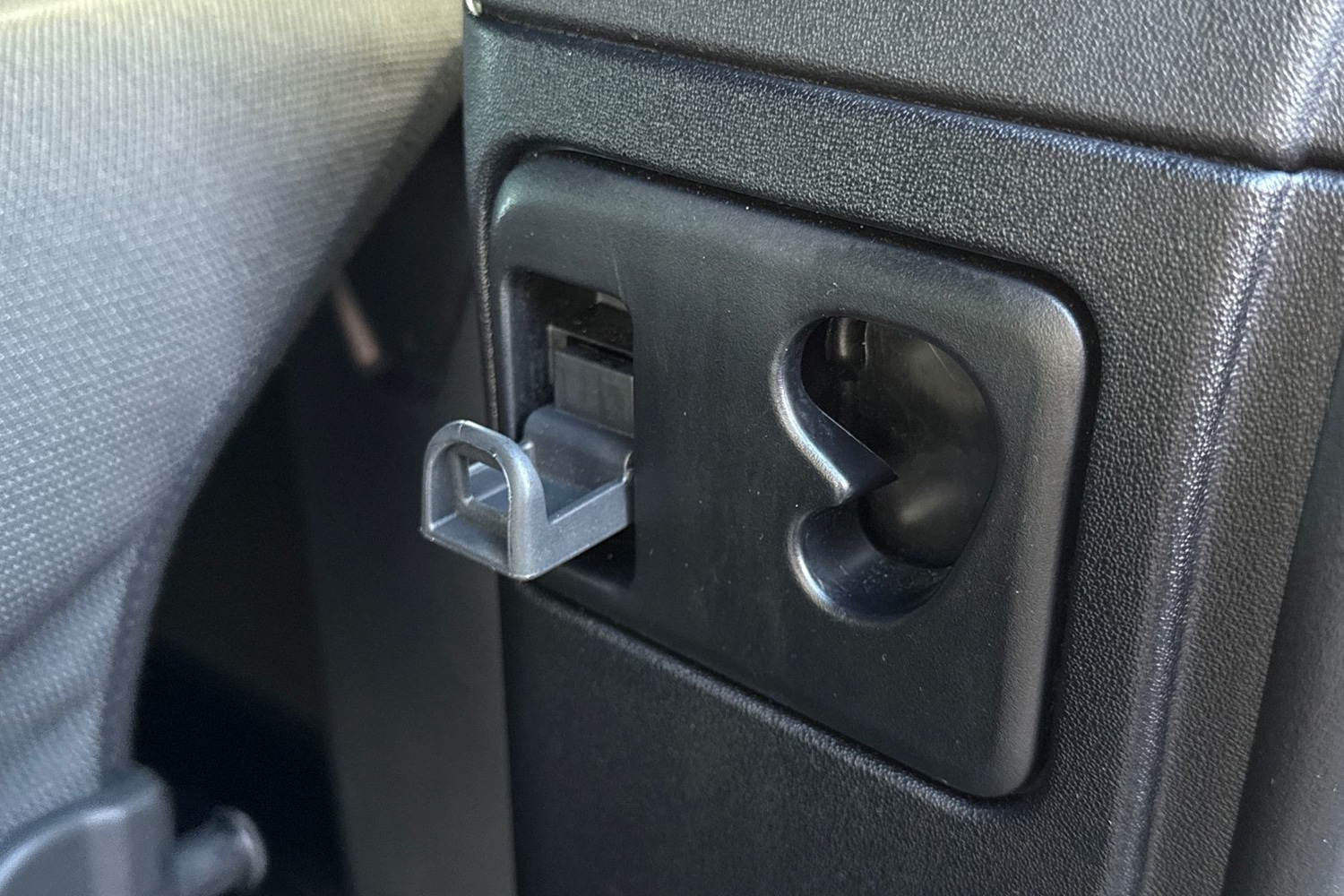 Used Land Rover Defender 2023 for sale - 76902634: Photo 28