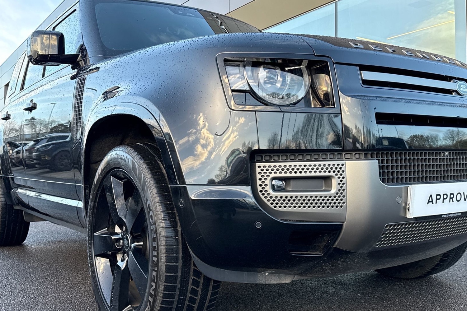 Used Land Rover Defender 2023 for sale - 76902634: Photo 30