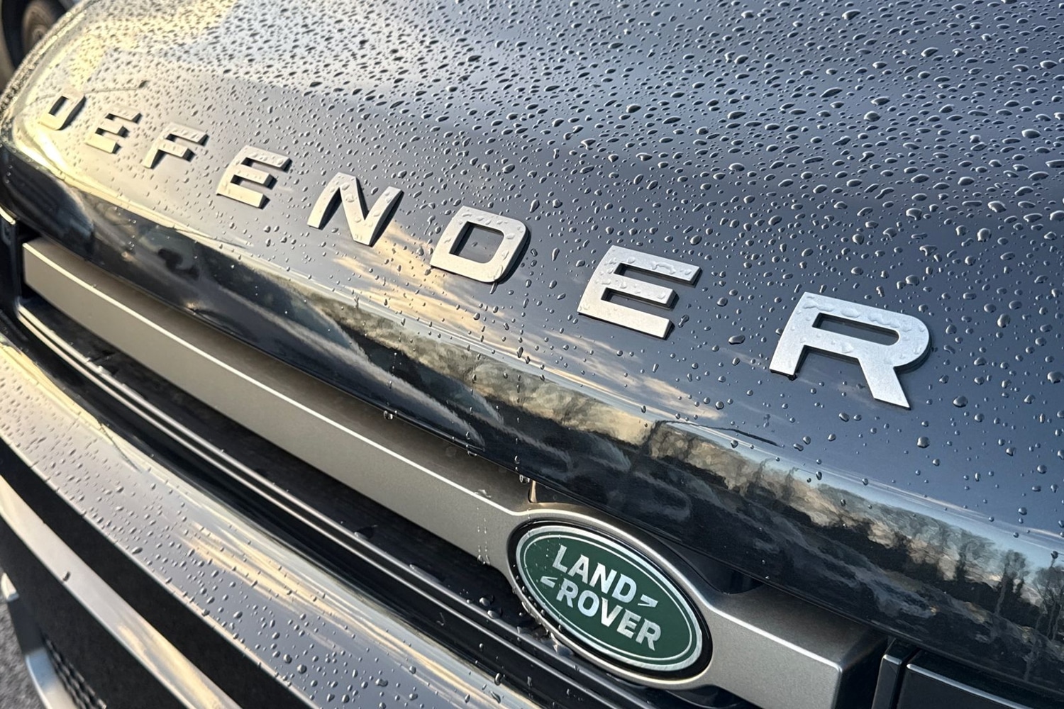 Used Land Rover Defender 2023 for sale - 76902634: Photo 31