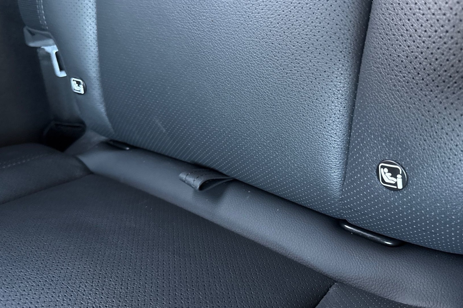 Used Land Rover Defender 2023 for sale - 76902634: Photo 35