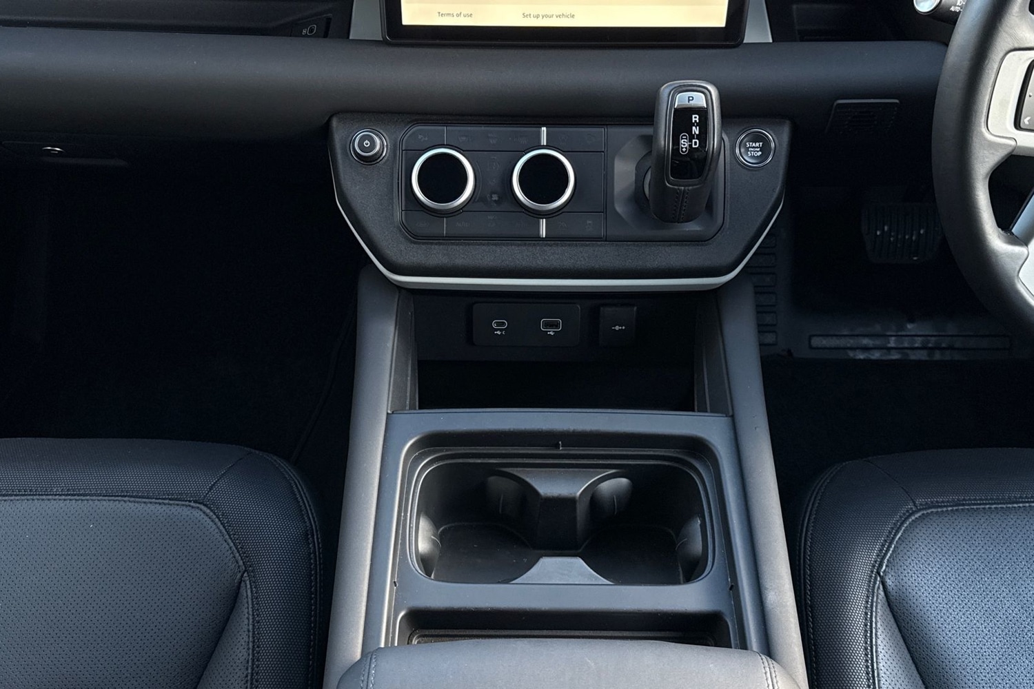 Used Land Rover Defender 2023 for sale - 76902634: Photo 40