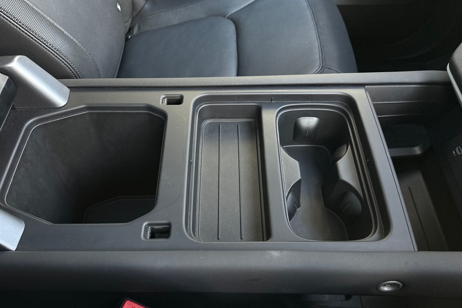 Used Land Rover Defender 2023 for sale - 76902634: Photo 49