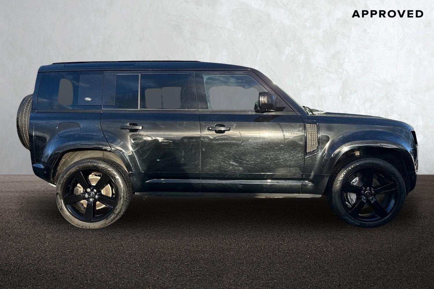 Used Land Rover Defender 2023 for sale - 76902634: Photo 6