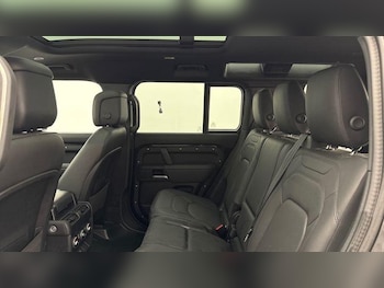 Used Land Rover Defender 110 2025 for sale - 78532172: Photo