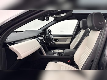 Used Land Rover Discovery Sport 2025 for sale - 79355268: Photo