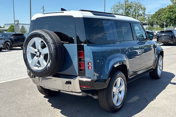 Used Land Rover Defender 110 2025 for sale - 75179032: Photo 22