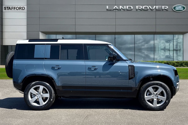Used Land Rover Defender 110 2025 for sale - 75179032: Photo 5