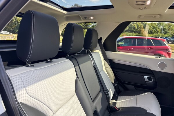 Used Land Rover Discovery 2025 for sale - 75179049: Photo 12