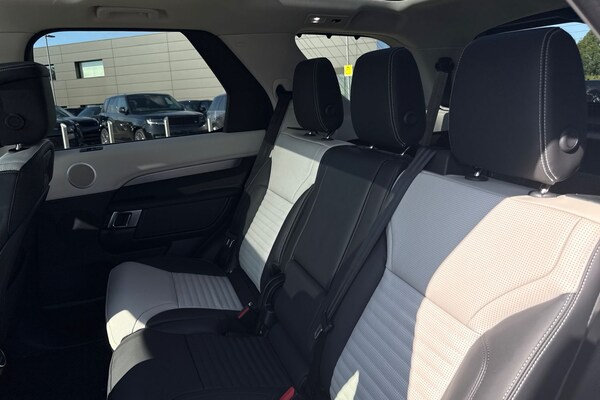 Used Land Rover Discovery 2025 for sale - 75179049: Photo 13