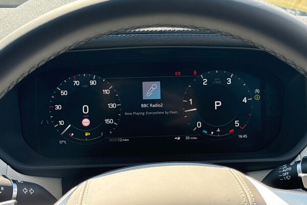 Used Land Rover Discovery 2025 for sale - 75179049: Photo 15