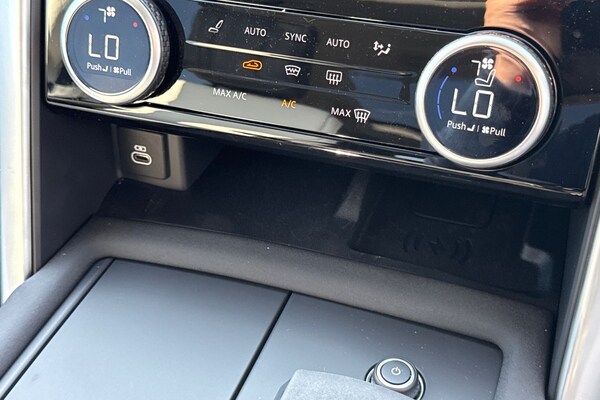Used Land Rover Discovery 2025 for sale - 75179049: Photo 31