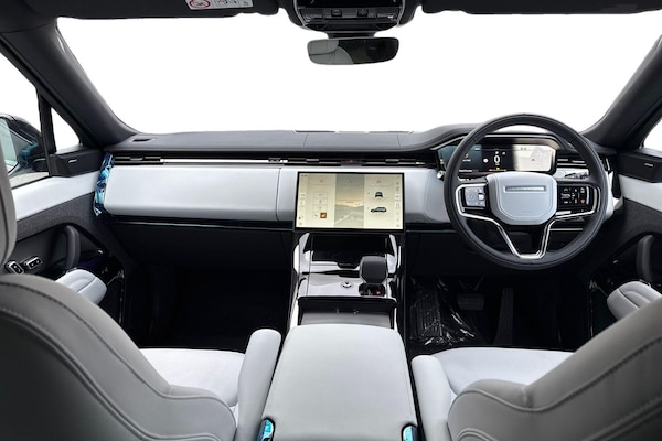 Used Land Rover Range Rover Sport 2025 for sale - 73850311: Photo 9