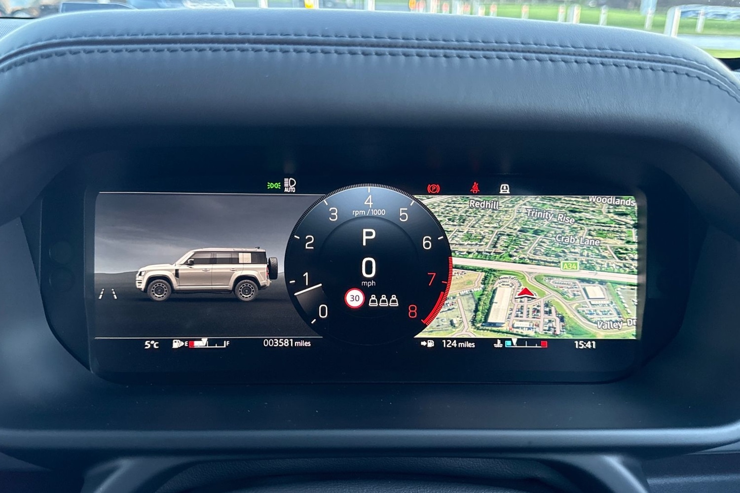 Used Land Rover Defender 110 2025 for sale - 77138946: Photo 17