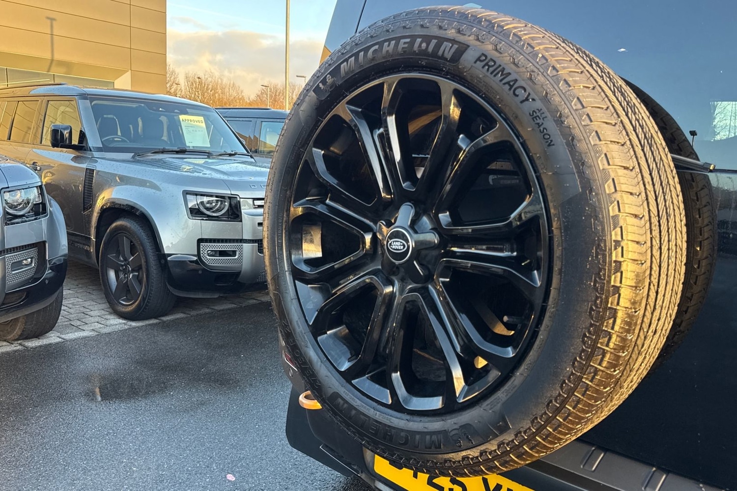 Used Land Rover Defender 110 2025 for sale - 77138946: Photo 31