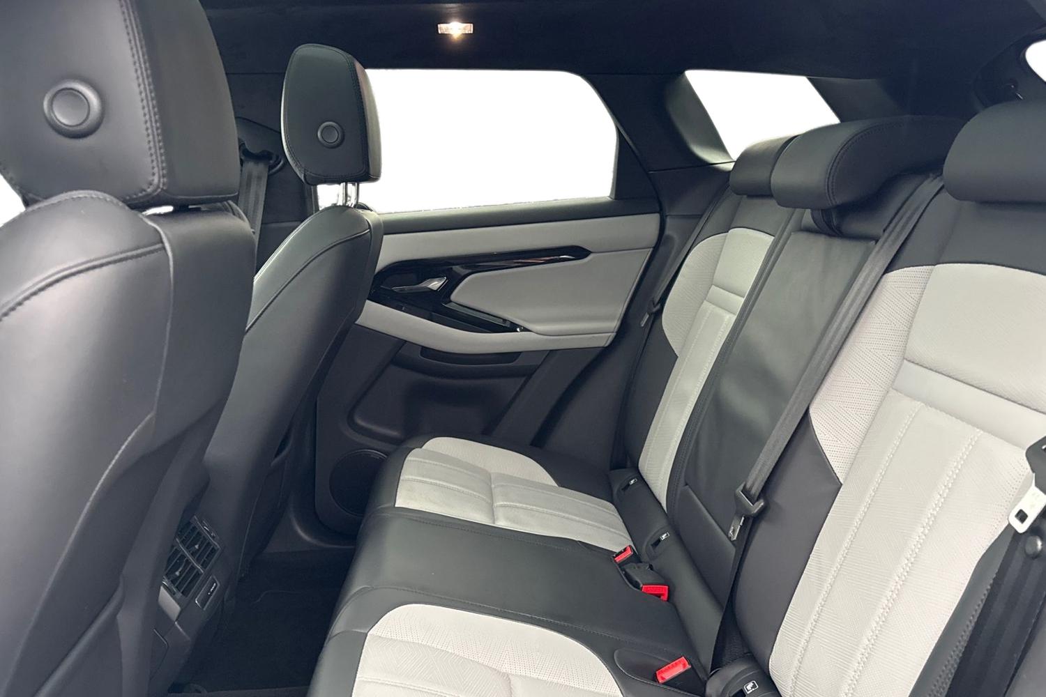 Used Land Rover Range Rover Evoque 2025 for sale - 76890243: Photo 4