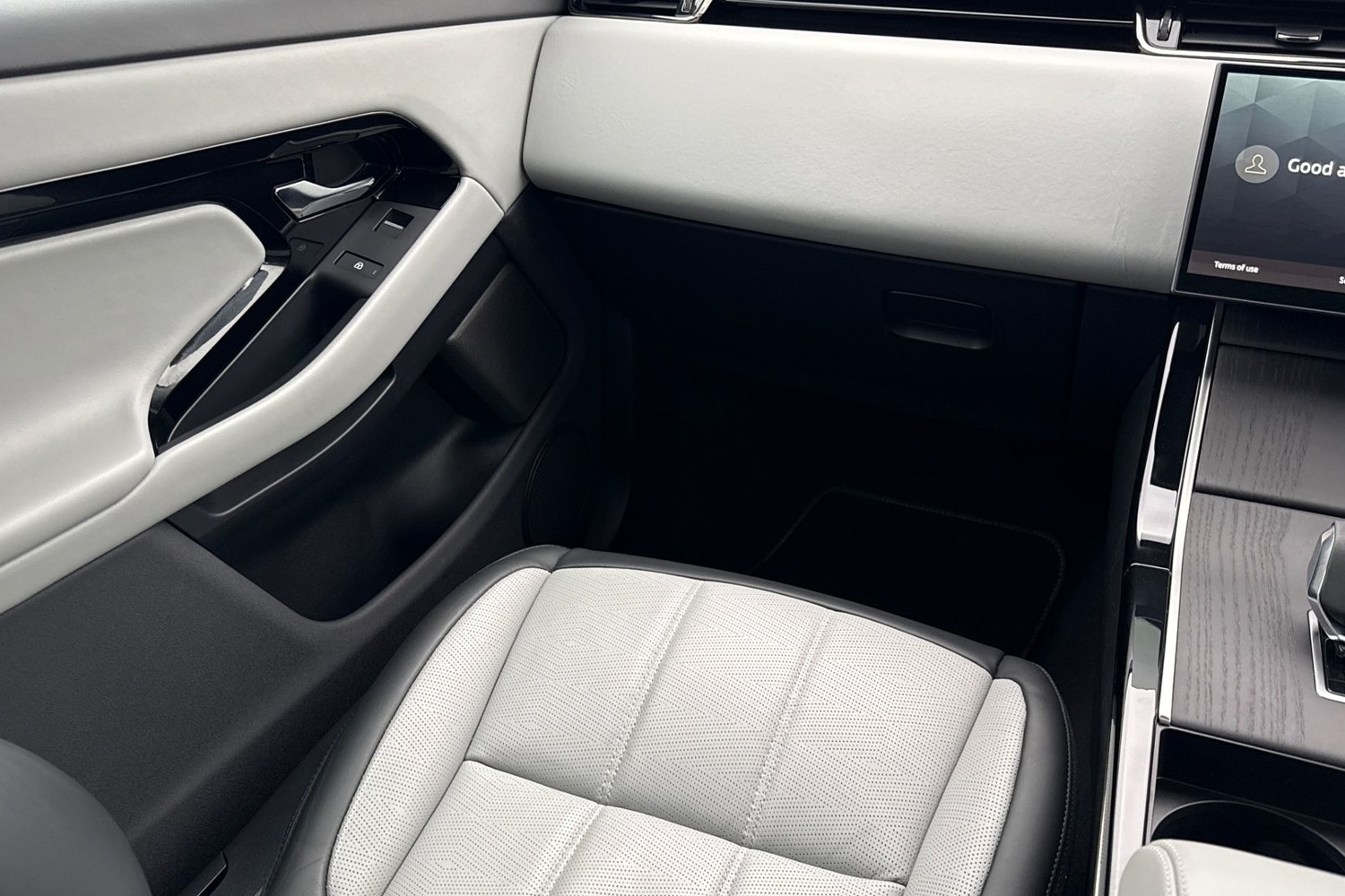 Used Land Rover Range Rover Evoque 2025 for sale - 76890243: Photo 44