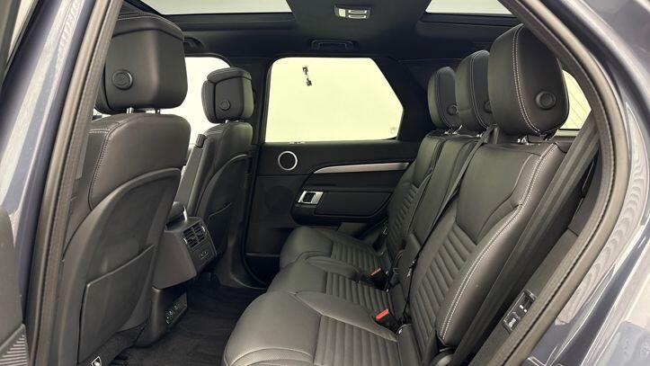 Used Land Rover Discovery 2025 for sale - 77692098: Photo 4