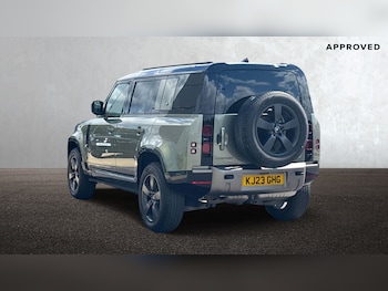 Used Land Rover Defender 110 2023 for sale - 75392967: Photo