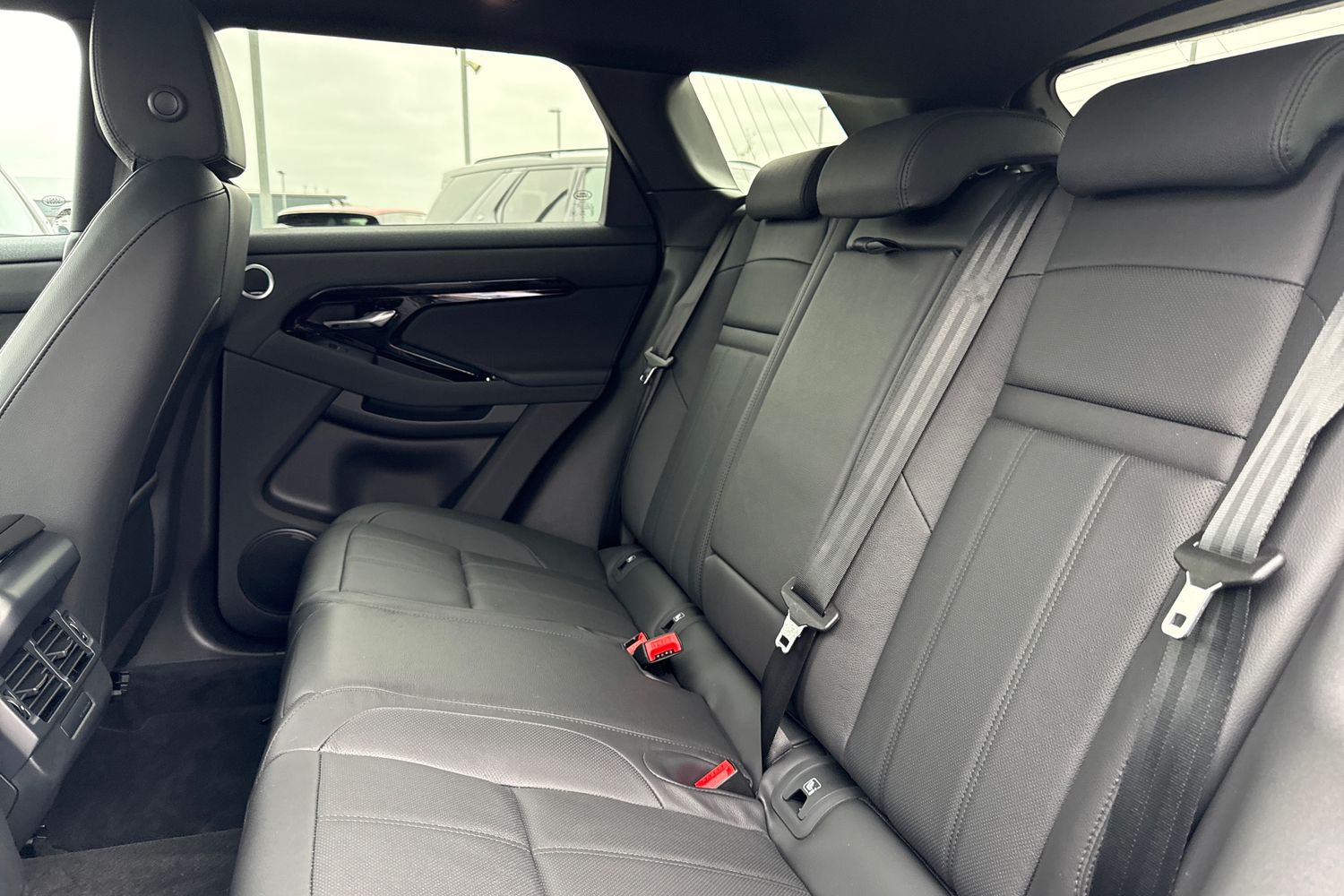 Used Land Rover Range Rover Evoque 2025 for sale - 76274740: Photo 13