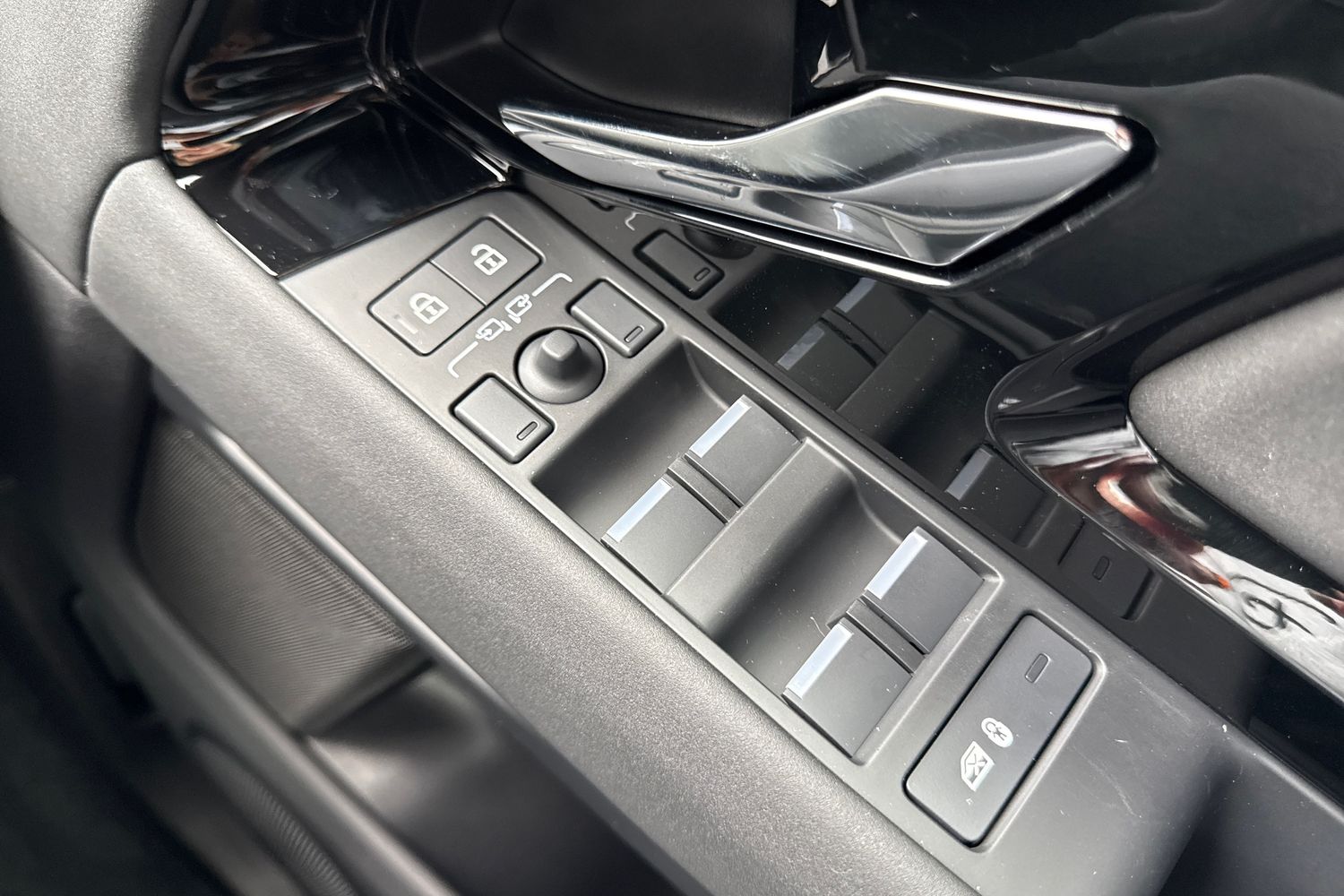 Used Land Rover Range Rover Evoque 2025 for sale - 76274740: Photo 35