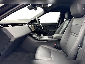 Used Land Rover Range Rover Evoque 2025 for sale - 76274740: Photo