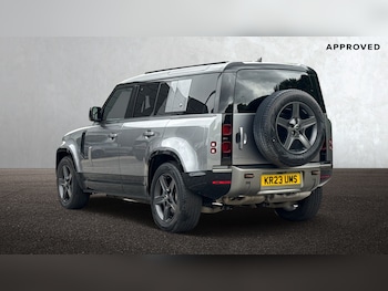 Used Land Rover Defender 110 2023 for sale - 75283921: Photo