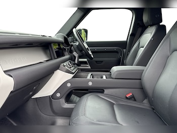 Used Land Rover Defender 110 2023 for sale - 75283921: Photo