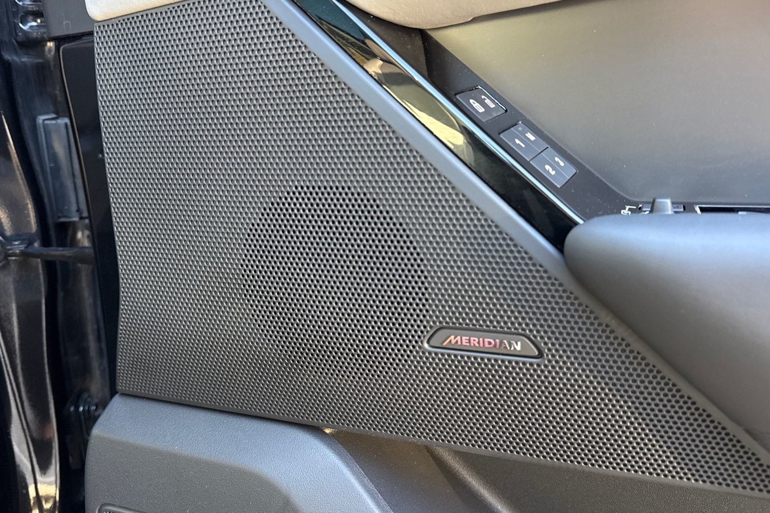 Used Land Rover Range Rover Velar 2024 for sale - 76789722: Photo 25