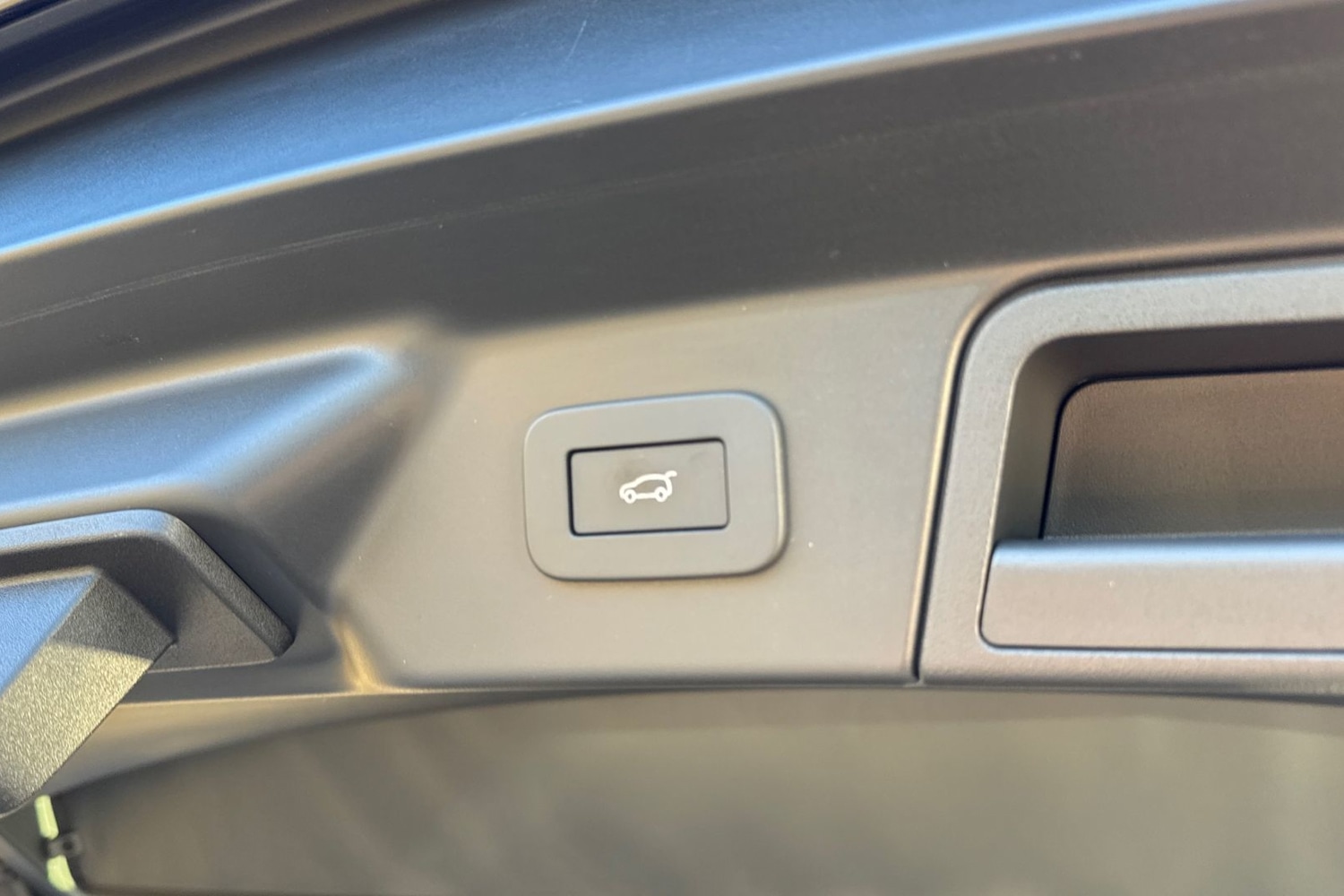 Used Land Rover Range Rover Velar 2024 for sale - 76789722: Photo 35