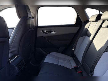 Used Land Rover Range Rover Velar 2024 for sale - 76789722: Photo