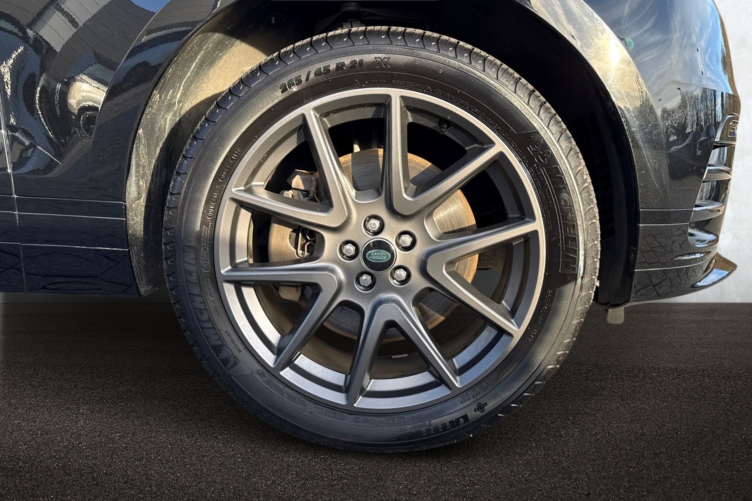 Used Land Rover Range Rover Velar 2024 for sale - 76789722: Photo 9