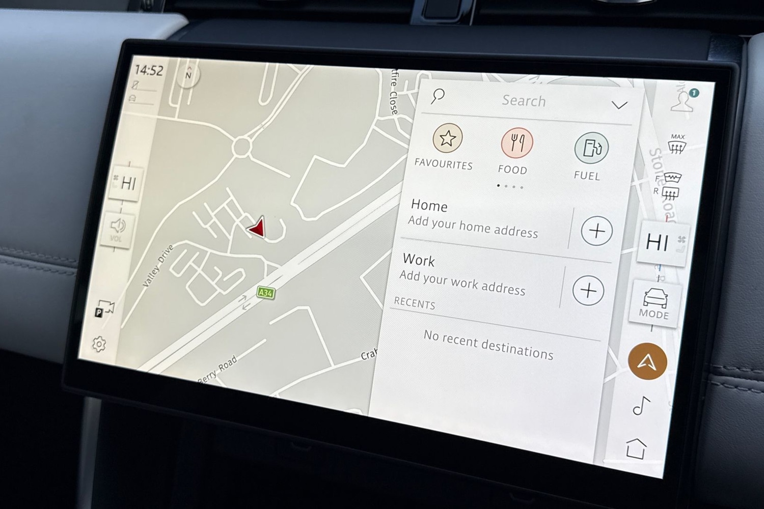 Used Land Rover Discovery Sport 2024 for sale - 76902527: Photo 12