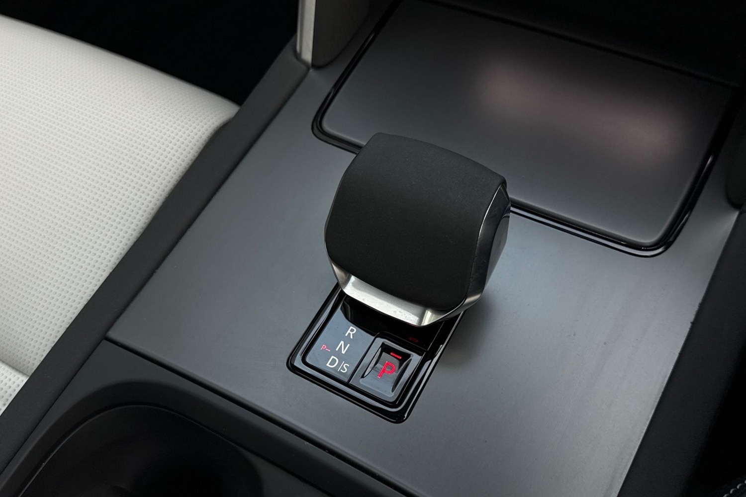 Used Land Rover Discovery Sport 2024 for sale - 76902527: Photo 14