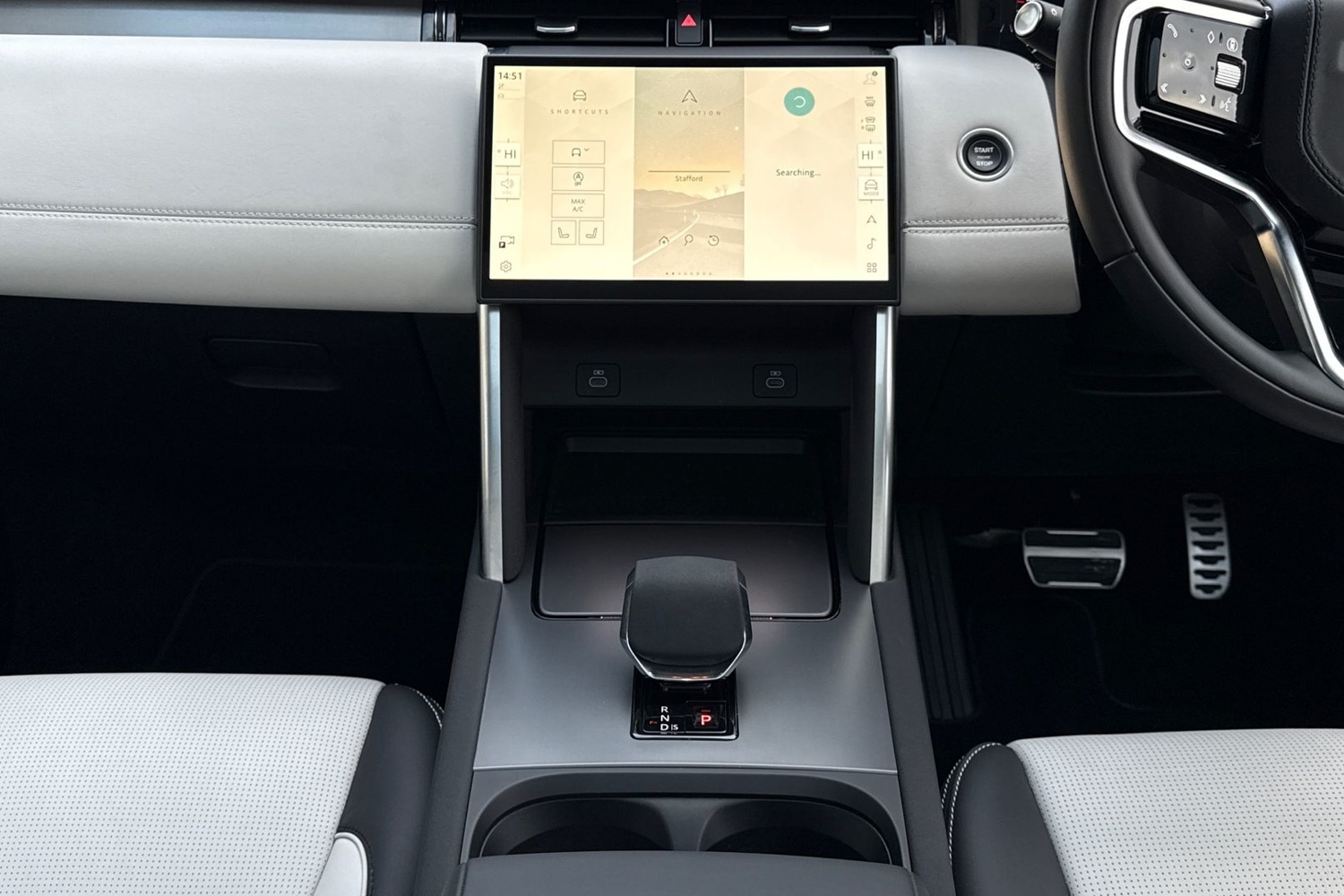 Used Land Rover Discovery Sport 2024 for sale - 76902527: Photo 15