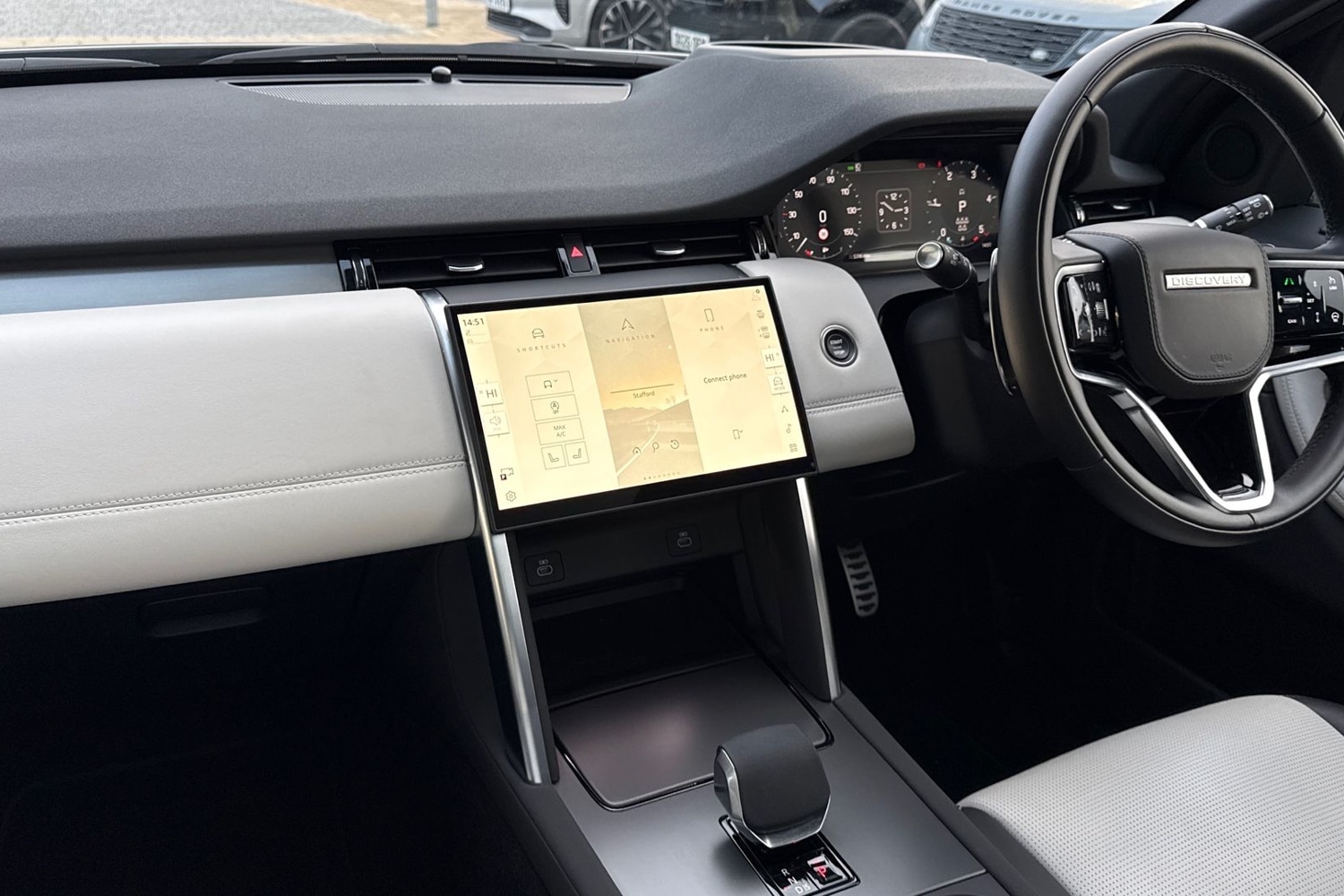 Used Land Rover Discovery Sport 2024 for sale - 76902527: Photo 41