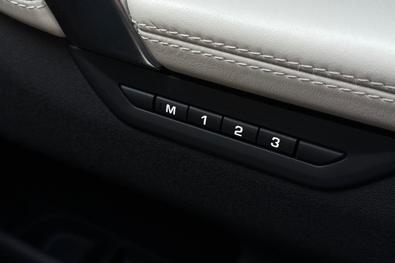 Used Land Rover Discovery Sport 2024 for sale - 76902527: Photo 43