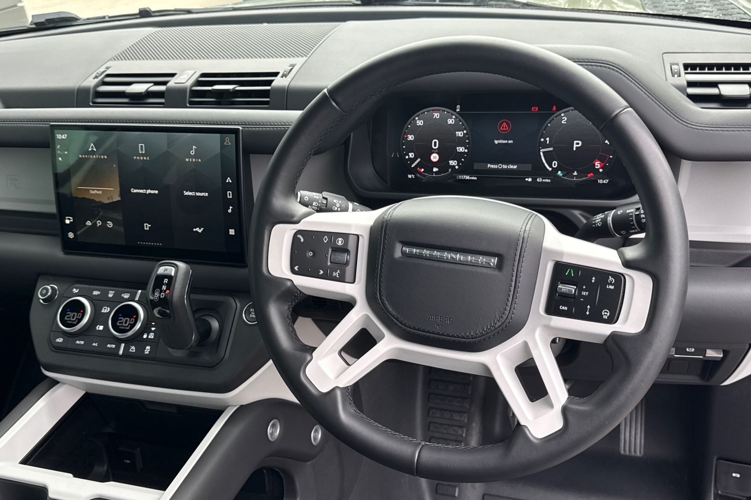 Used Land Rover Defender 90 2025 for sale - 76158334: Photo 16
