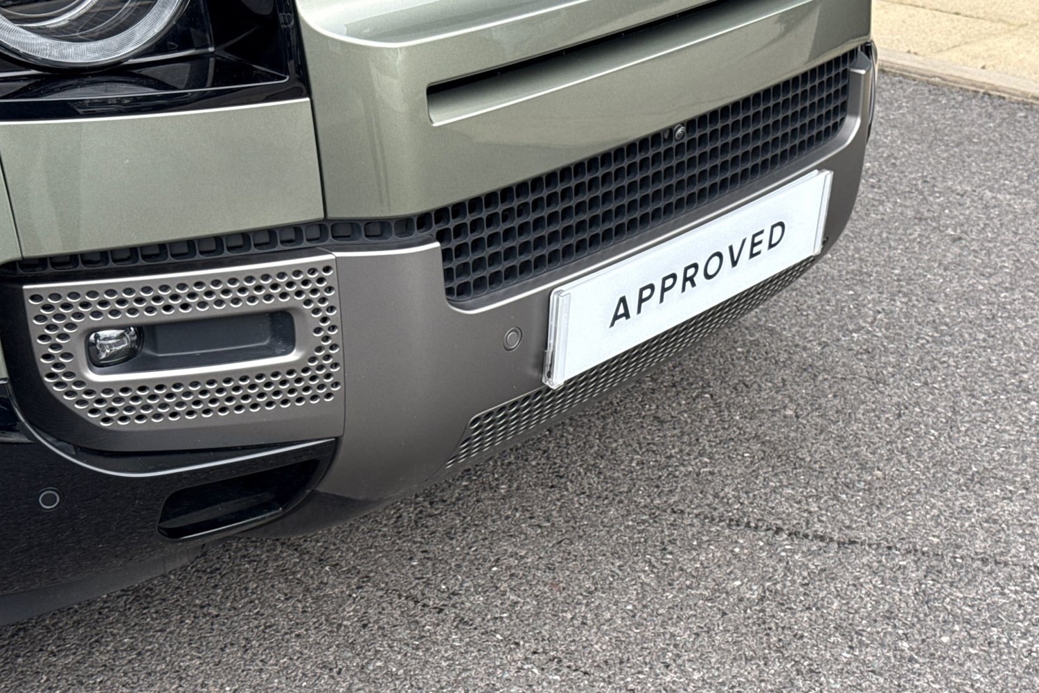 Used Land Rover Defender 90 2025 for sale - 76158334: Photo 35