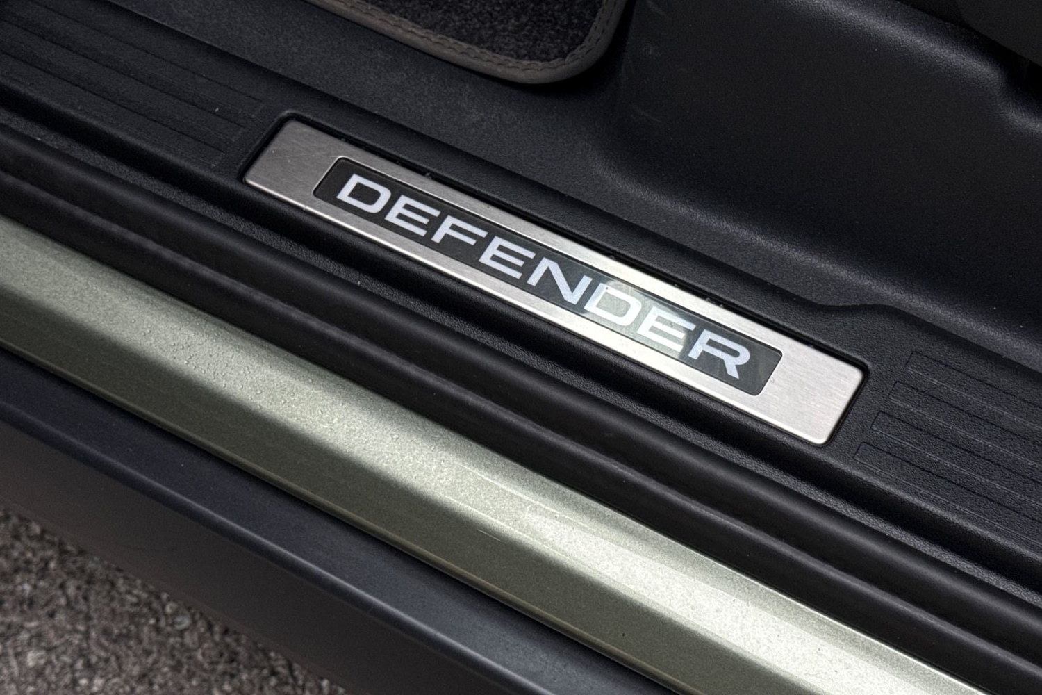 Used Land Rover Defender 90 2025 for sale - 76158334: Photo 37