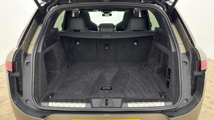 Used Land Rover Range Rover Sport 2024 for sale - 77919295: Photo 10