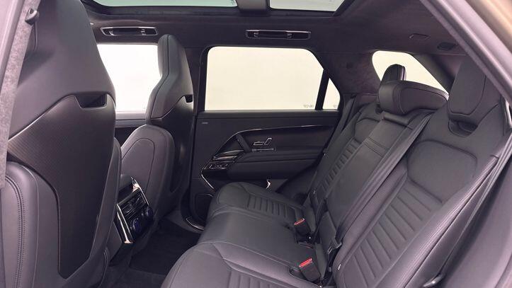 Used Land Rover Range Rover Sport 2024 for sale - 77919295: Photo 4