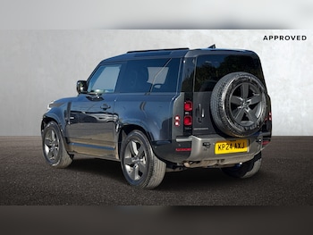 Used Land Rover Defender 90 2024 for sale - 76047357: Photo
