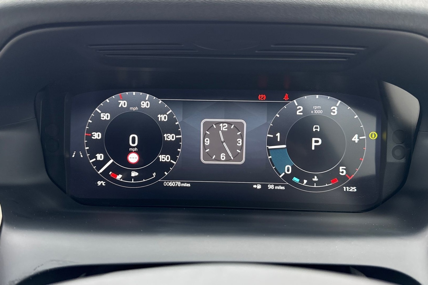 Used Land Rover Discovery Sport 2025 for sale - 76923002: Photo 16